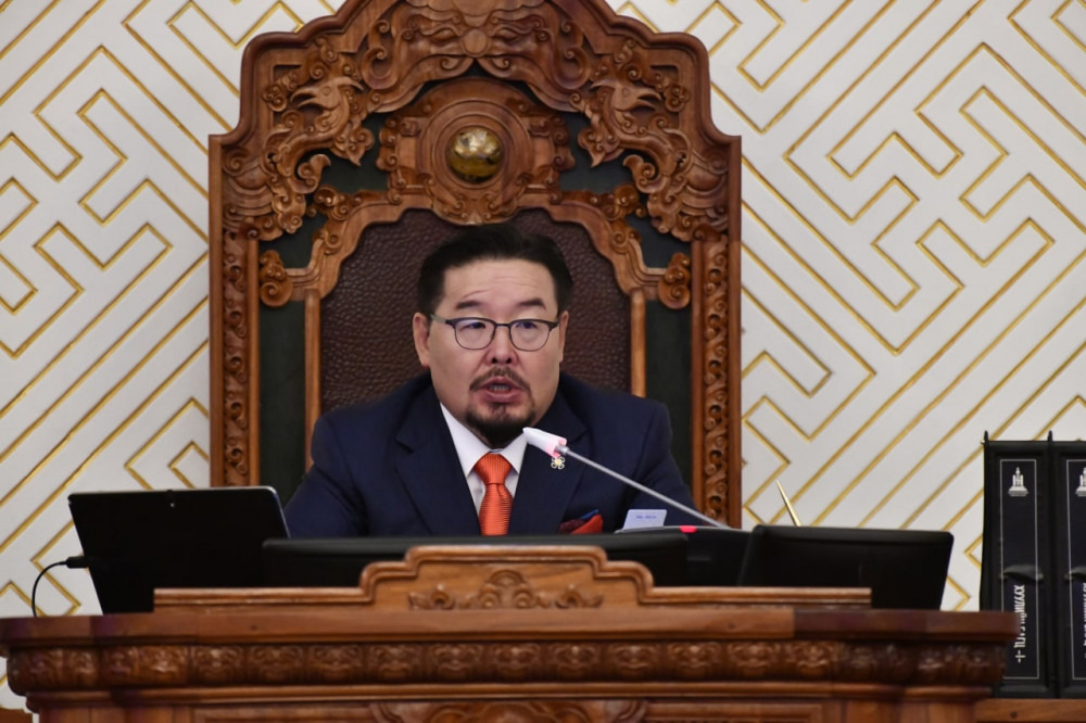 Ерөнхий сайд Г.Занданшатар Засгийн газрын гишүүдтэй хариуцлагын гэрээ байгууллаа